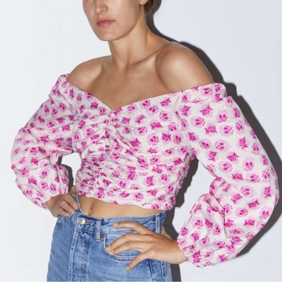 Zara | Tops | Zara Pink Floral Balloon Sleeve Crop Top Size Medium |  Poshmark